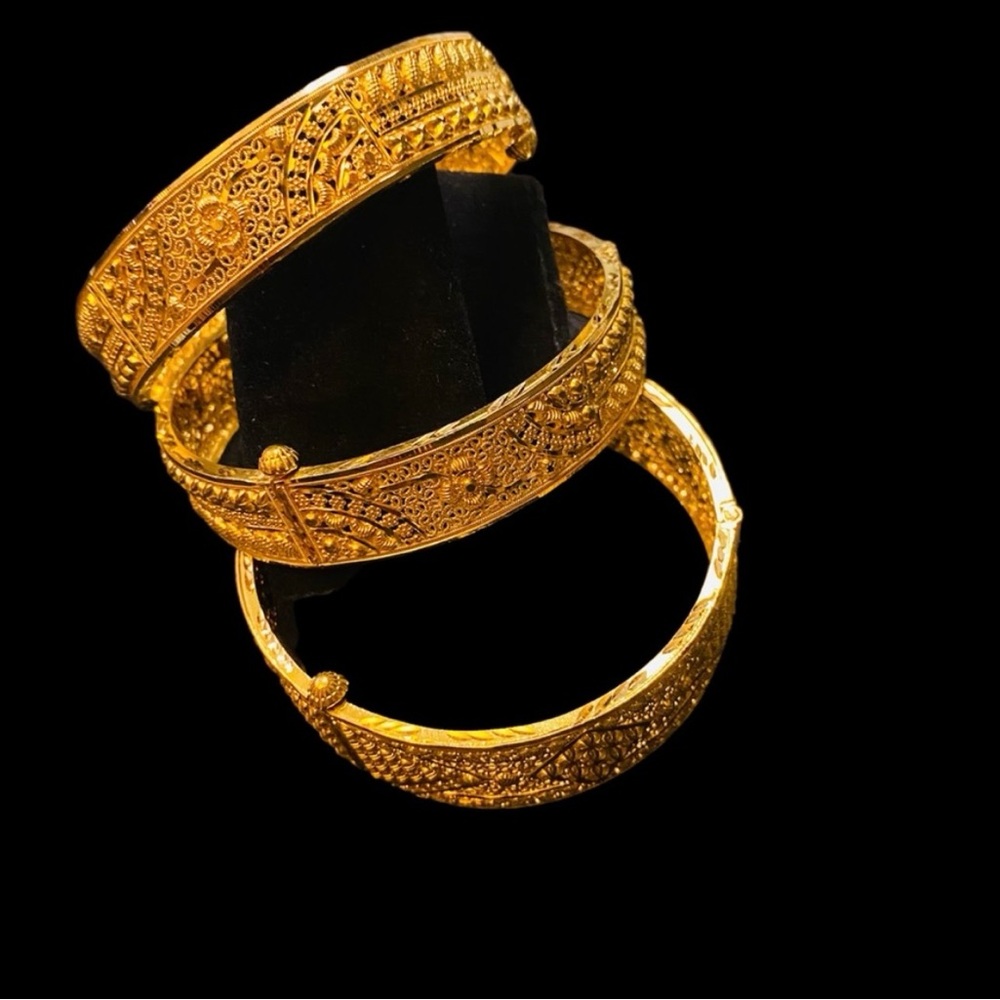 Gold 22K bracelets - Picture 7 of 11